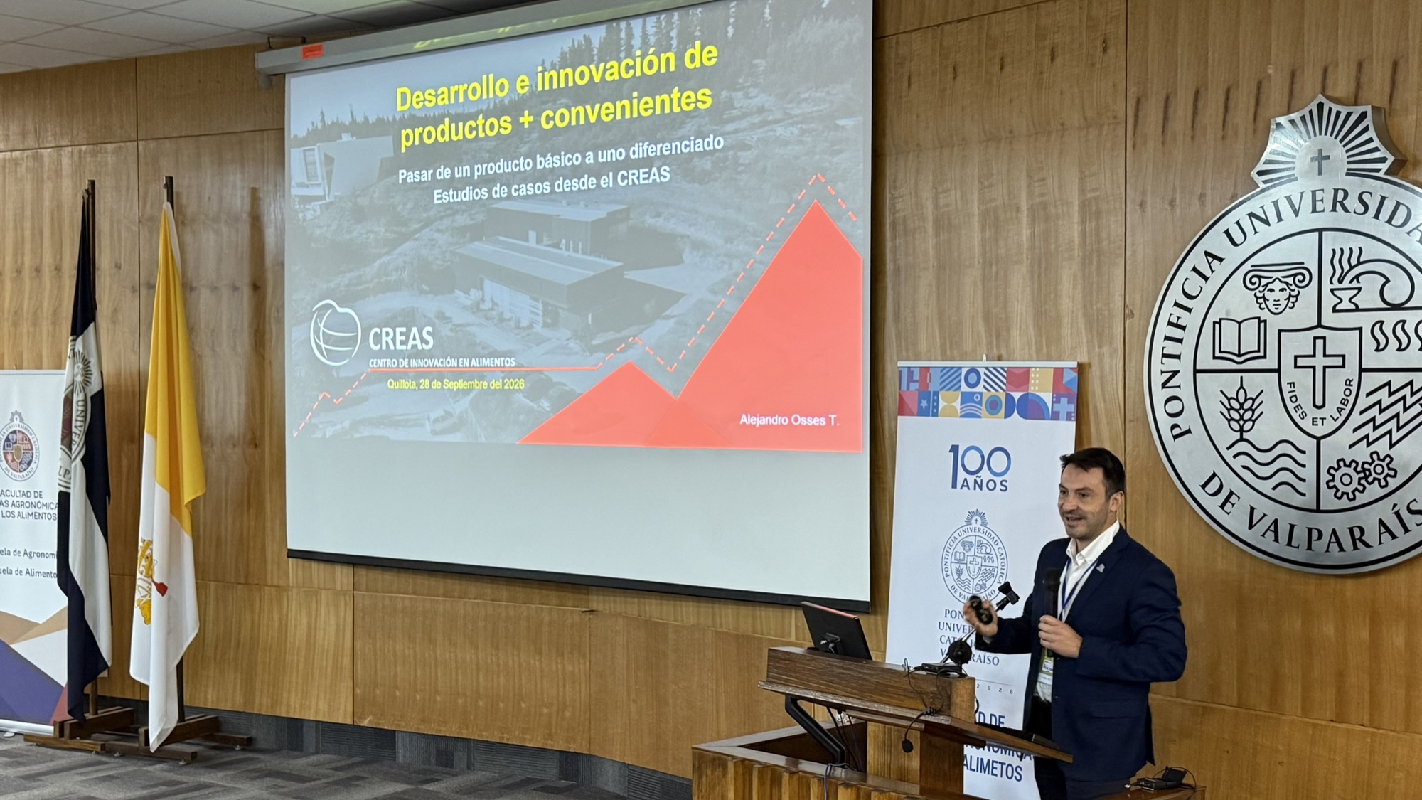 Alejandro Osses durante su presentación en el Encuentro de Agrobiodiversidad