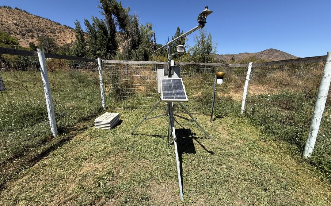 Estación meteorológica automática El Asiento en Alhué, parte de la Red Agroclimática INIA